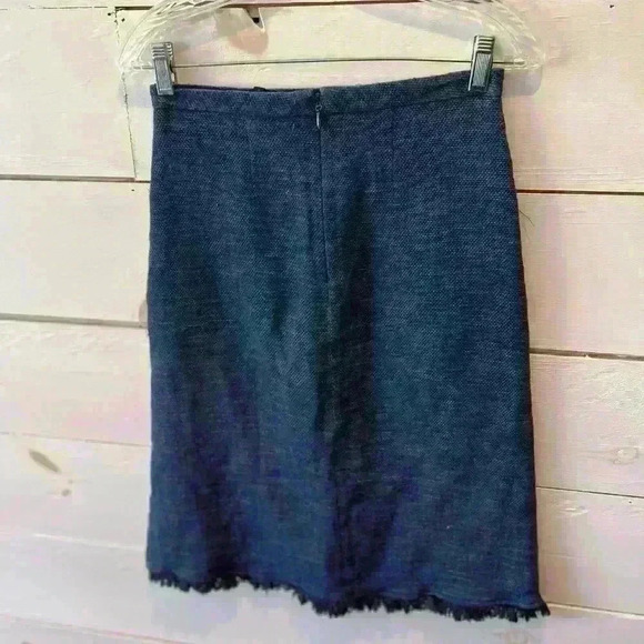 BCBG skirt, size 0, EUC, see photos and description. Business casual - Picture 3 of 4